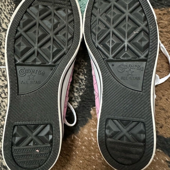 Hello Kitty Converse Chuck Taylor All Star low top - Picture 3 of 4